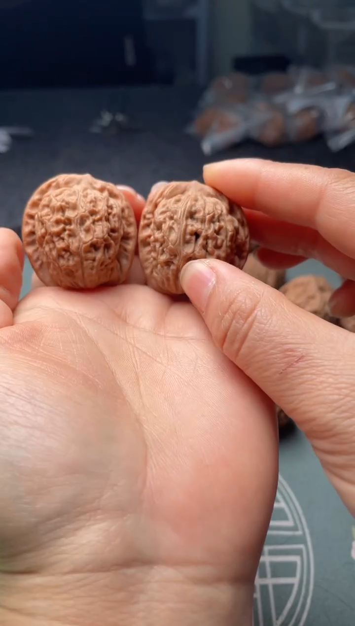 把件文玩核桃w232   莲花 35尺