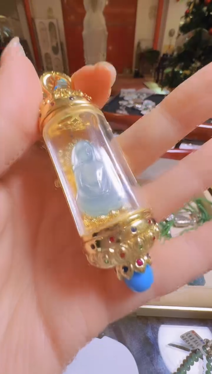 【闪购商品】翡翠吊坠(不含链)未镶嵌翡翠