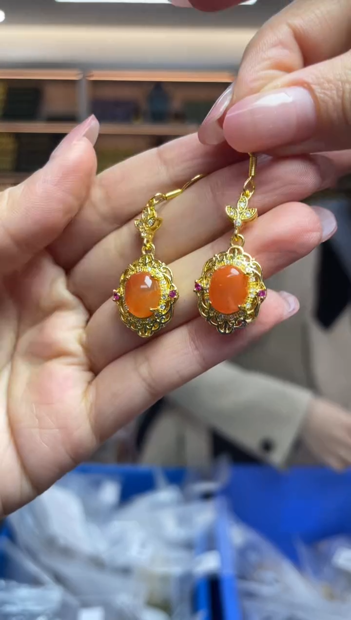 【闪购商品】南红玛瑙·未镶嵌多样性发一件