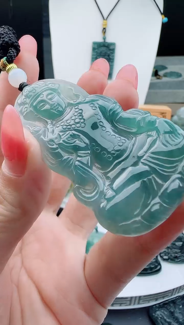 【闪购商品】翡翠颈饰未镶嵌多样性随机一件发货