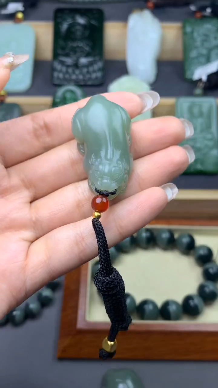 【闪购商品】和田玉吊坠(不含链)未镶嵌挂件拍一发一