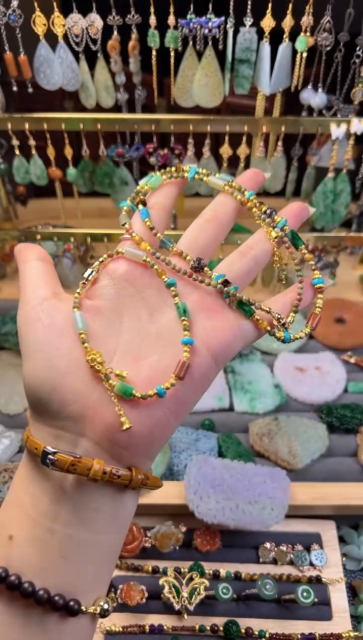 未镶嵌定制翡翠翡翠