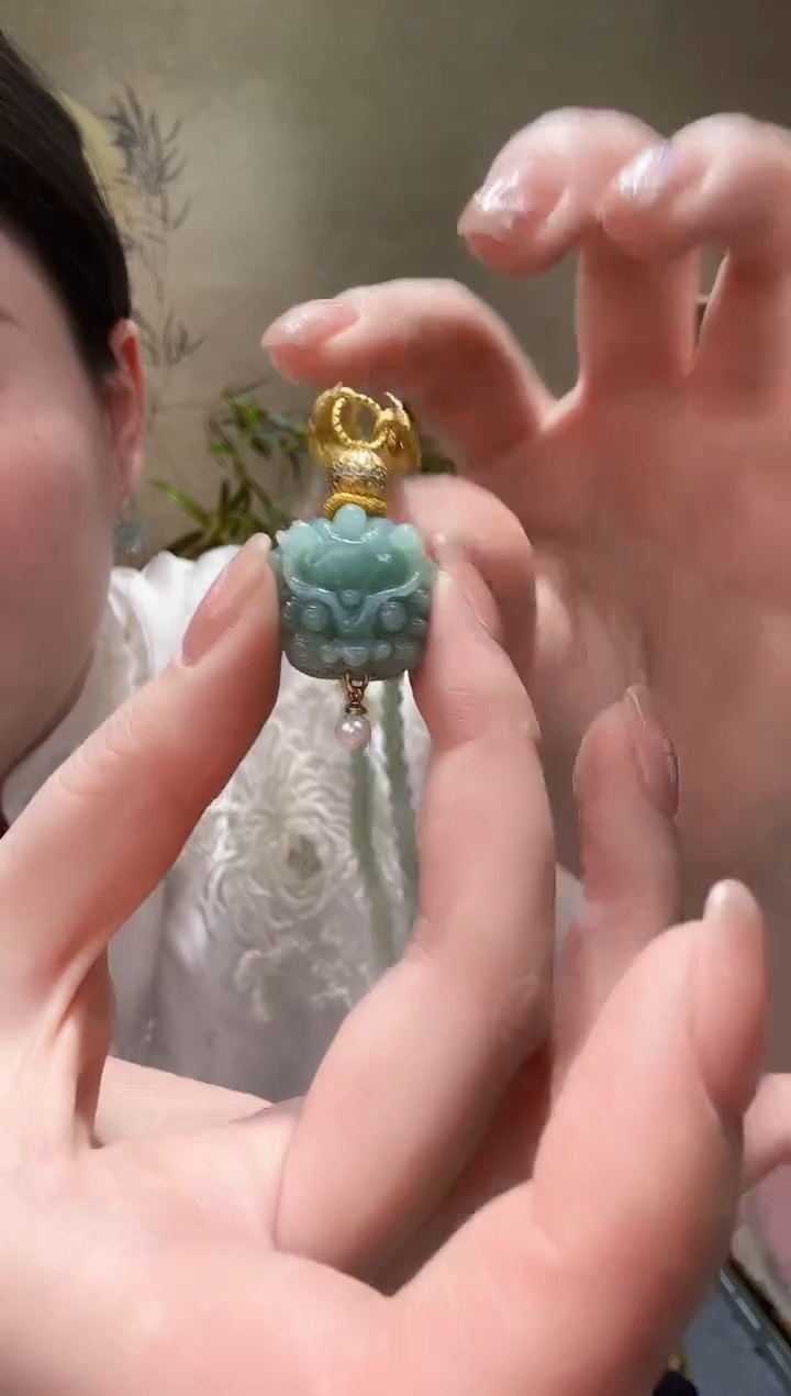 【闪购商品】翡翠颈饰未镶嵌吊坠