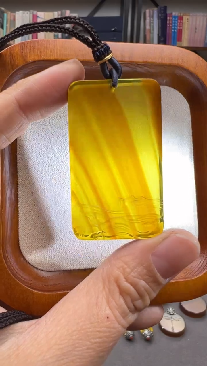 【闪购商品】琥珀颈饰未镶嵌风生水起吊坠