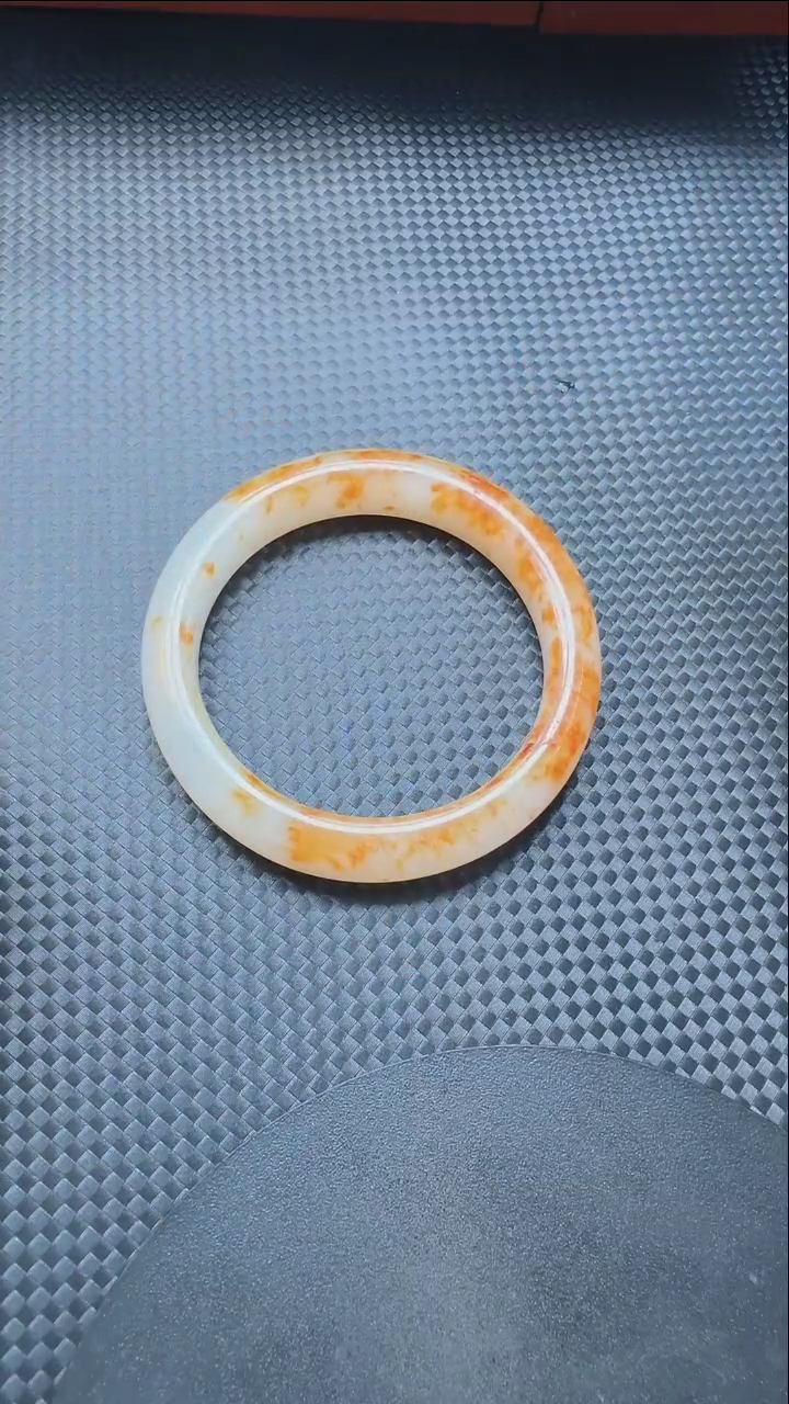 【闪购商品】和田玉手镯未镶嵌349圈口57.2