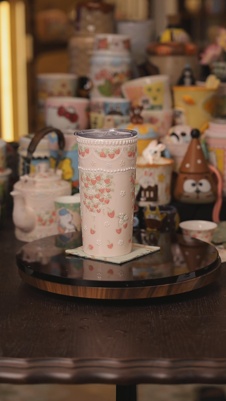 景德镇釉下彩绘设计师款式陶瓷