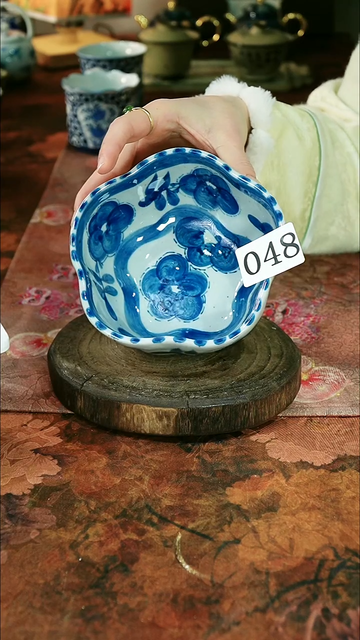 茶碗...........048