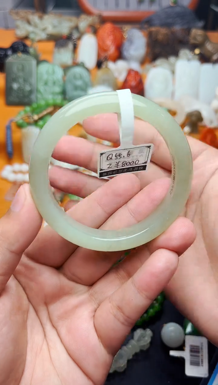【闪购商品】和田玉手镯未镶嵌55.6圈口01