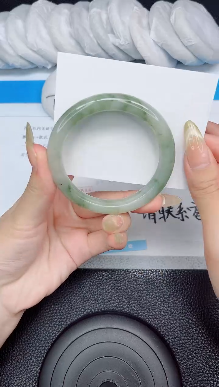 石英质玉手镯未镶嵌262-57.8