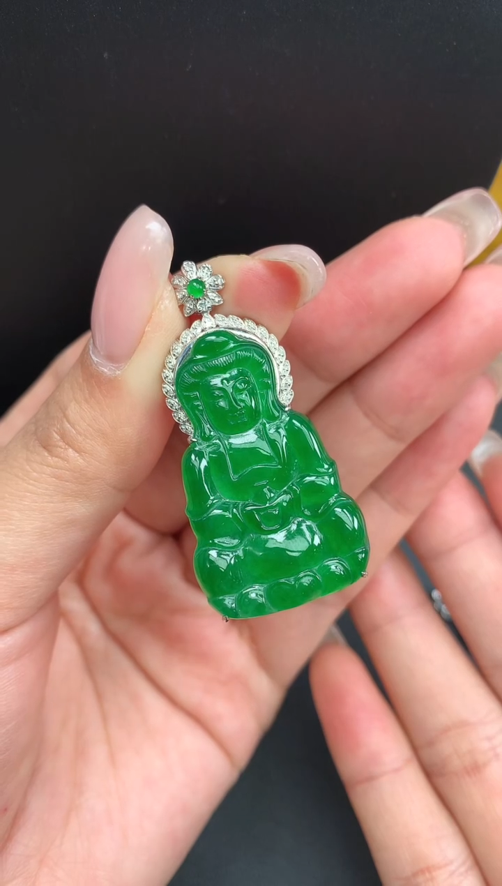 【闪购商品】翡翠颈饰18K金镶嵌观音1282