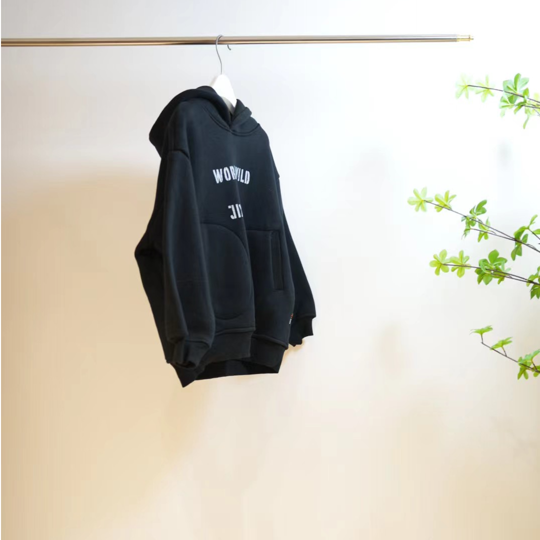 1-764-一款两色字母印花手套口袋儿童加厚连帽卫衣J