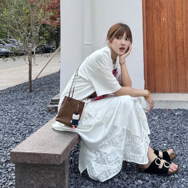 99新 MIU MIU/缪缪 miumiu 福袋水桶包石楠木色/99新/严选
