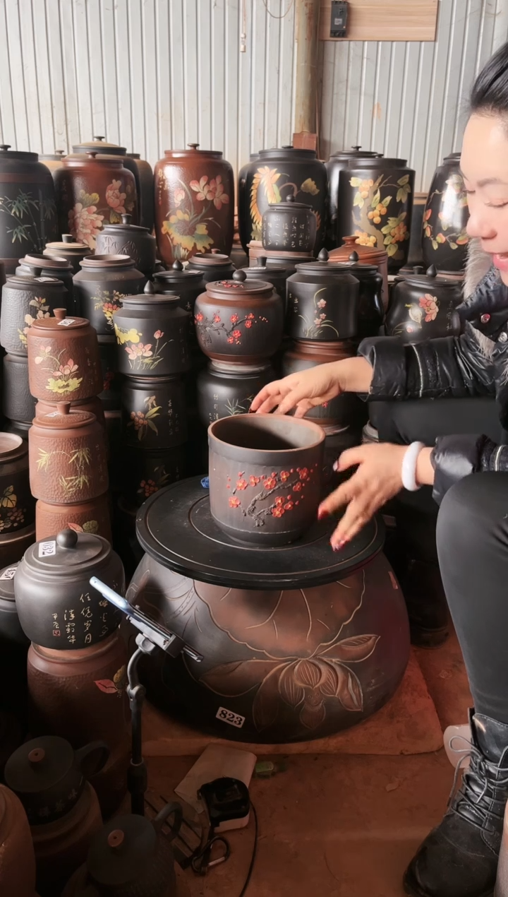 【闪购商品】壶大大瑕疵茶叶罐 无盖 红梅 071