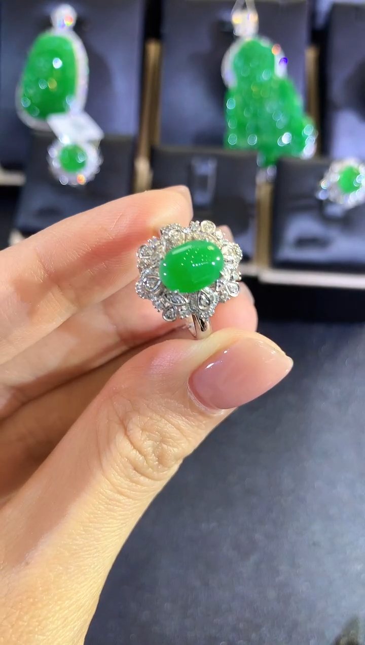 【闪购商品】翡翠戒指18K金镶嵌a50多样性一件发货