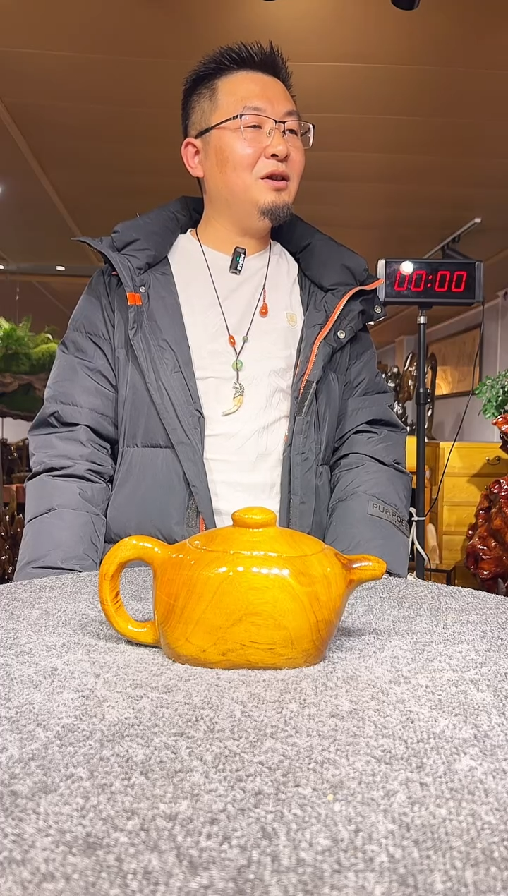金丝楠木雕款青***去金丝楠木