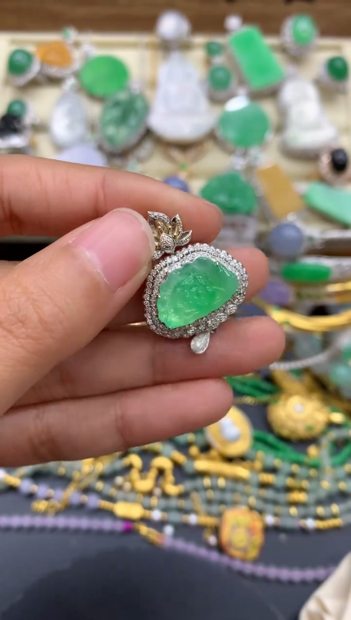 【闪购商品】翡翠颈饰18K金镶嵌357-中国好珍宝