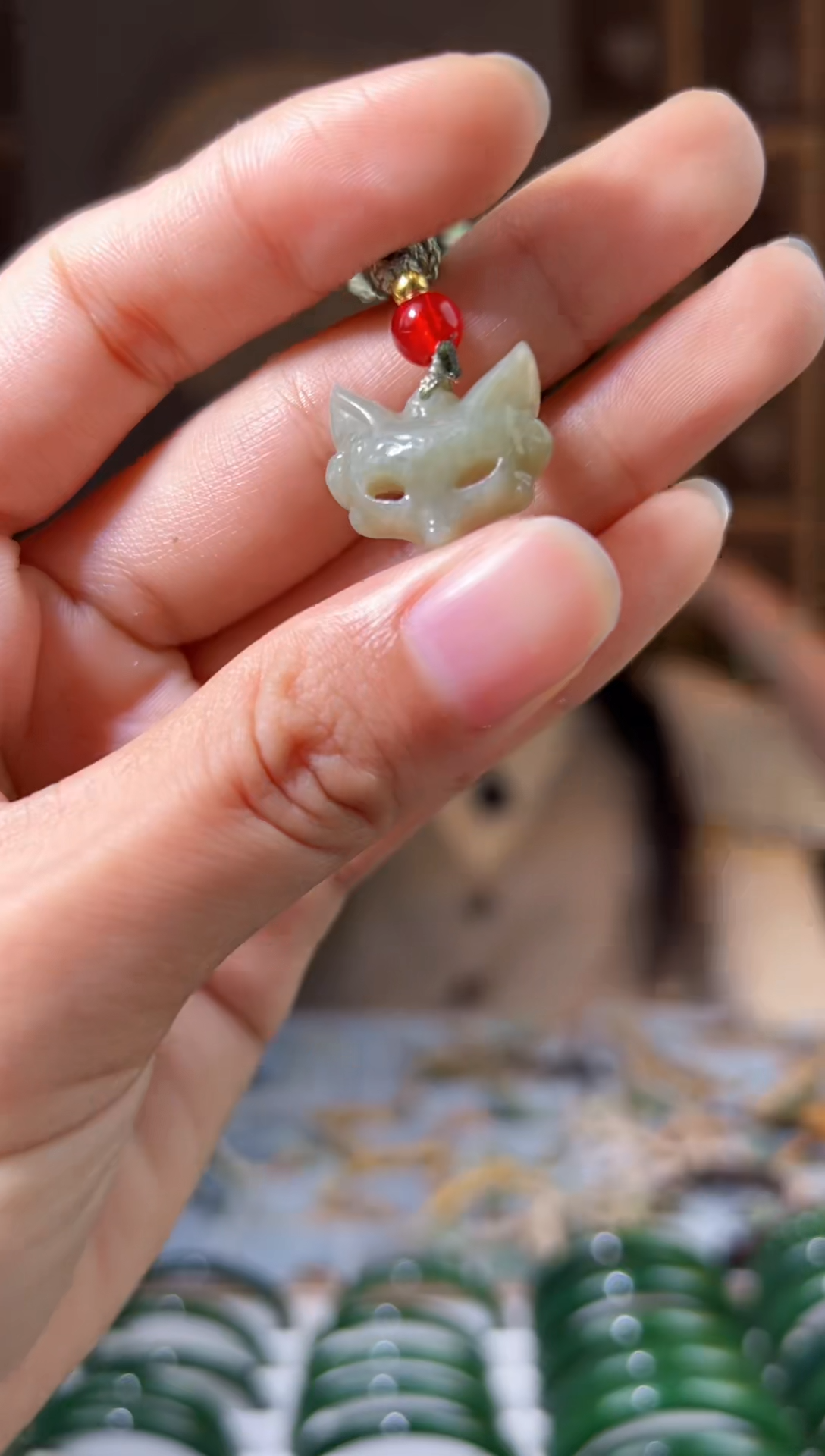 颈饰未镶嵌和田玉拍一发一，拍一发一