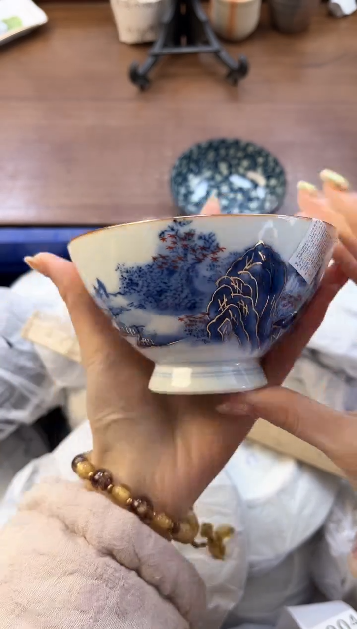 【闪购商品】瓷片这不是----------E