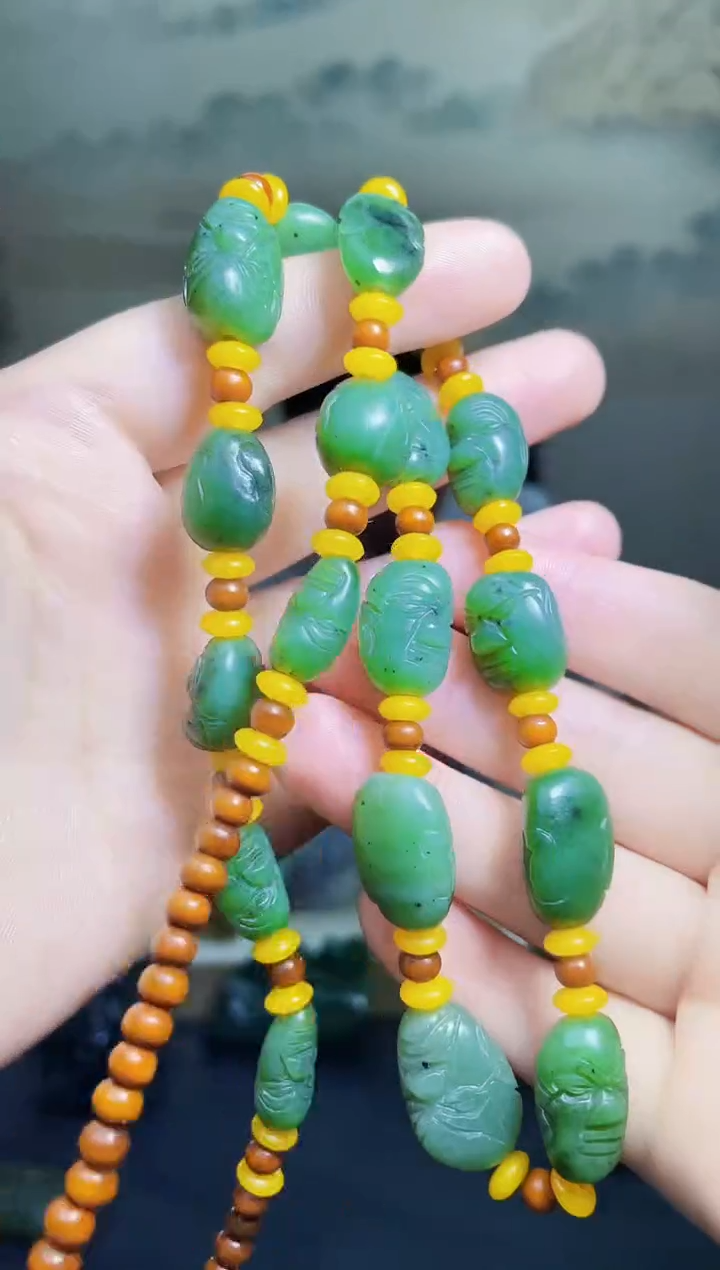 颈饰未镶嵌和田玉1