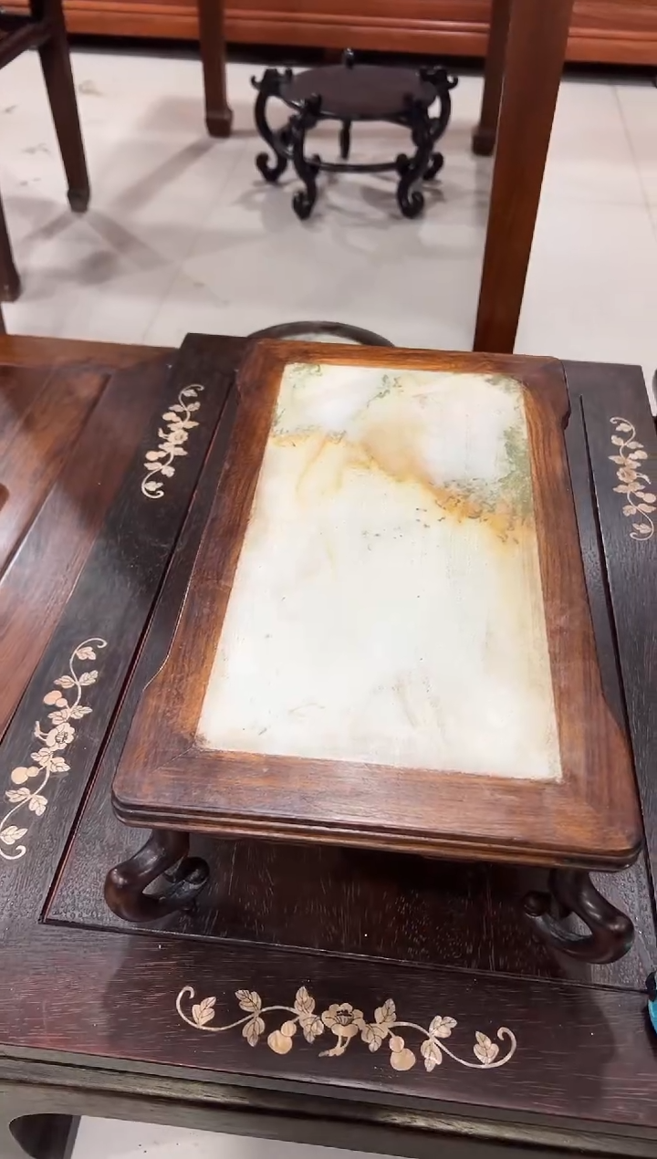 罗*特花梨木云石踩珠底座