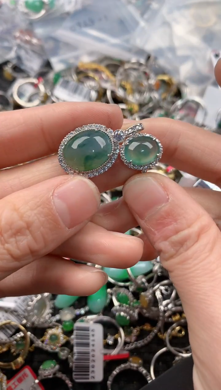 银S925镶嵌戒指翡翠777      4