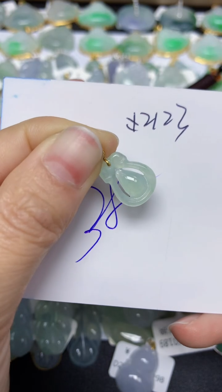 【闪购商品】翡翠颈饰18K金镶嵌天然翡翠A货