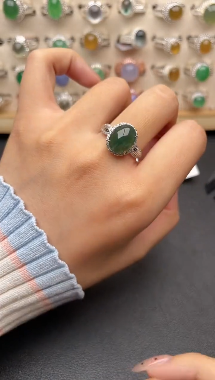 【闪购商品】翡翠戒指银S925镶嵌一物一证一礼盒