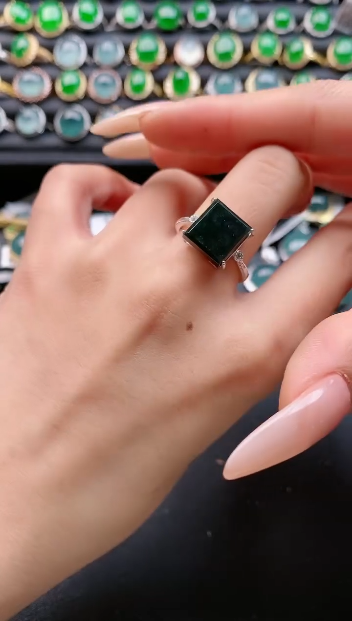 【闪购商品】翡翠戒指银S925镶嵌1111