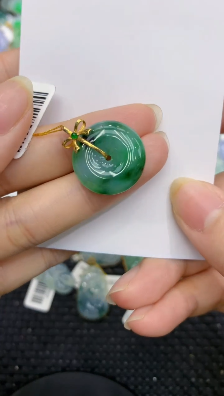 【闪购商品】翡翠颈饰18K金镶嵌8888888888