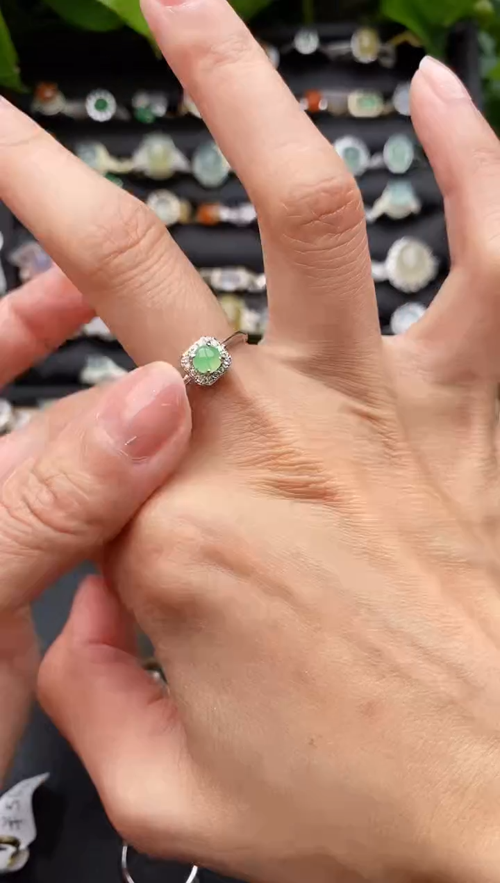 【闪购商品】翡翠戒指银S925镶嵌缅甸翡翠A货555  7-10