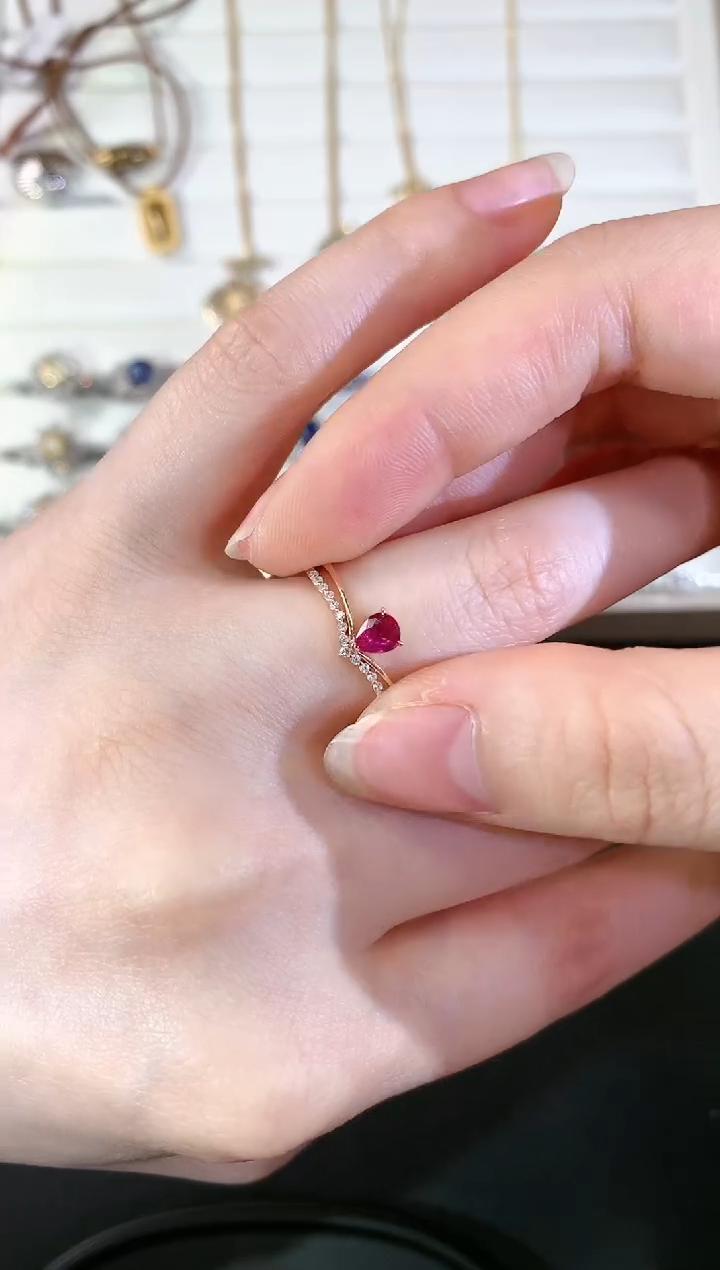 【闪购商品】红宝石戒指18K金镶嵌S258|3999