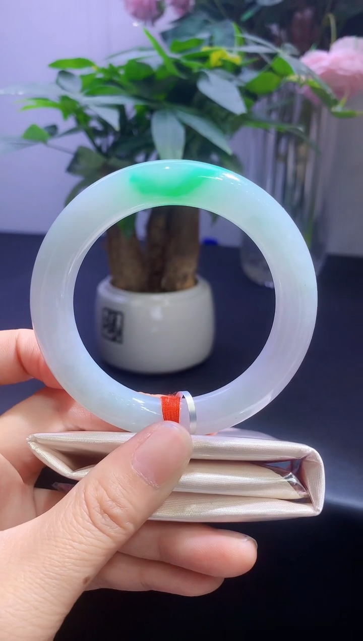 未镶嵌手镯翡翠翡翠手镯圈口55.2-t 165手镯定金2万卖价12万