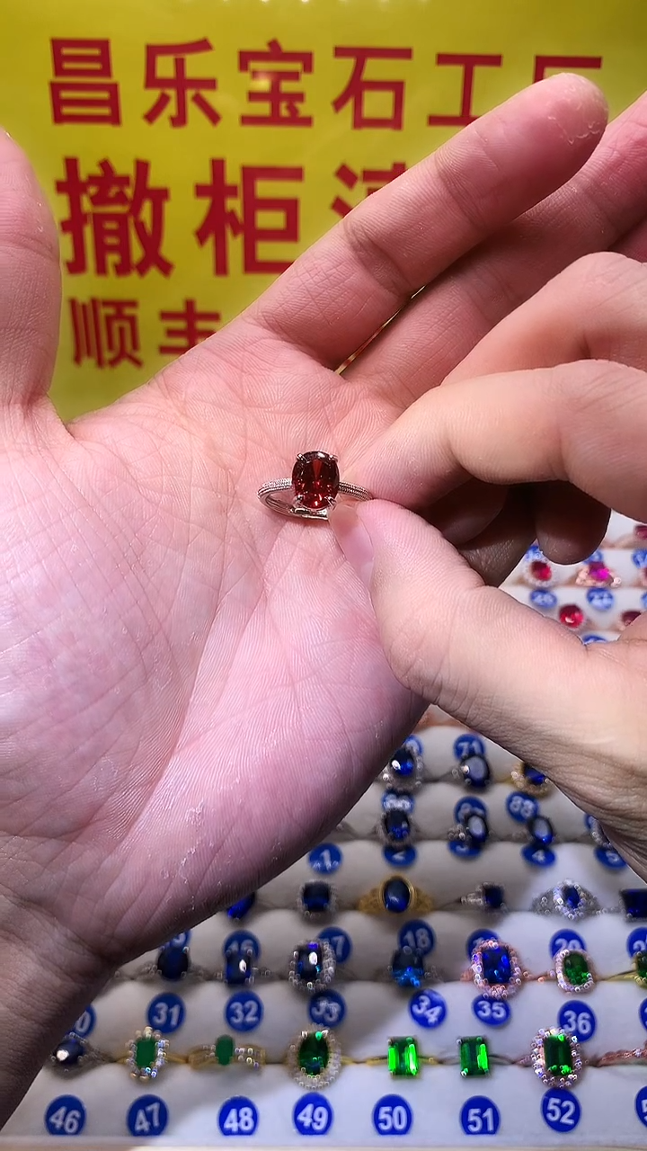 【闪购商品】石榴石戒指银S925镶嵌1111