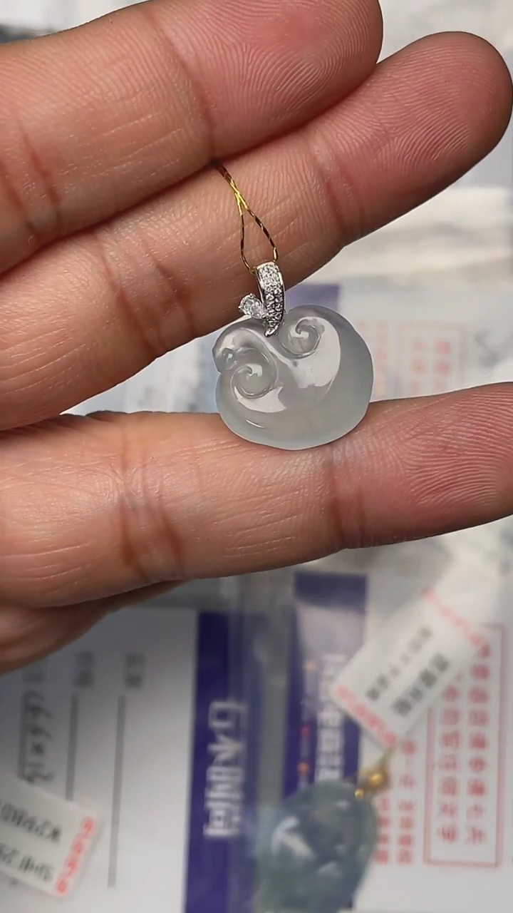 【闪购商品】翡翠颈饰18K金镶嵌天然缅甸翡翠A货(不含链)