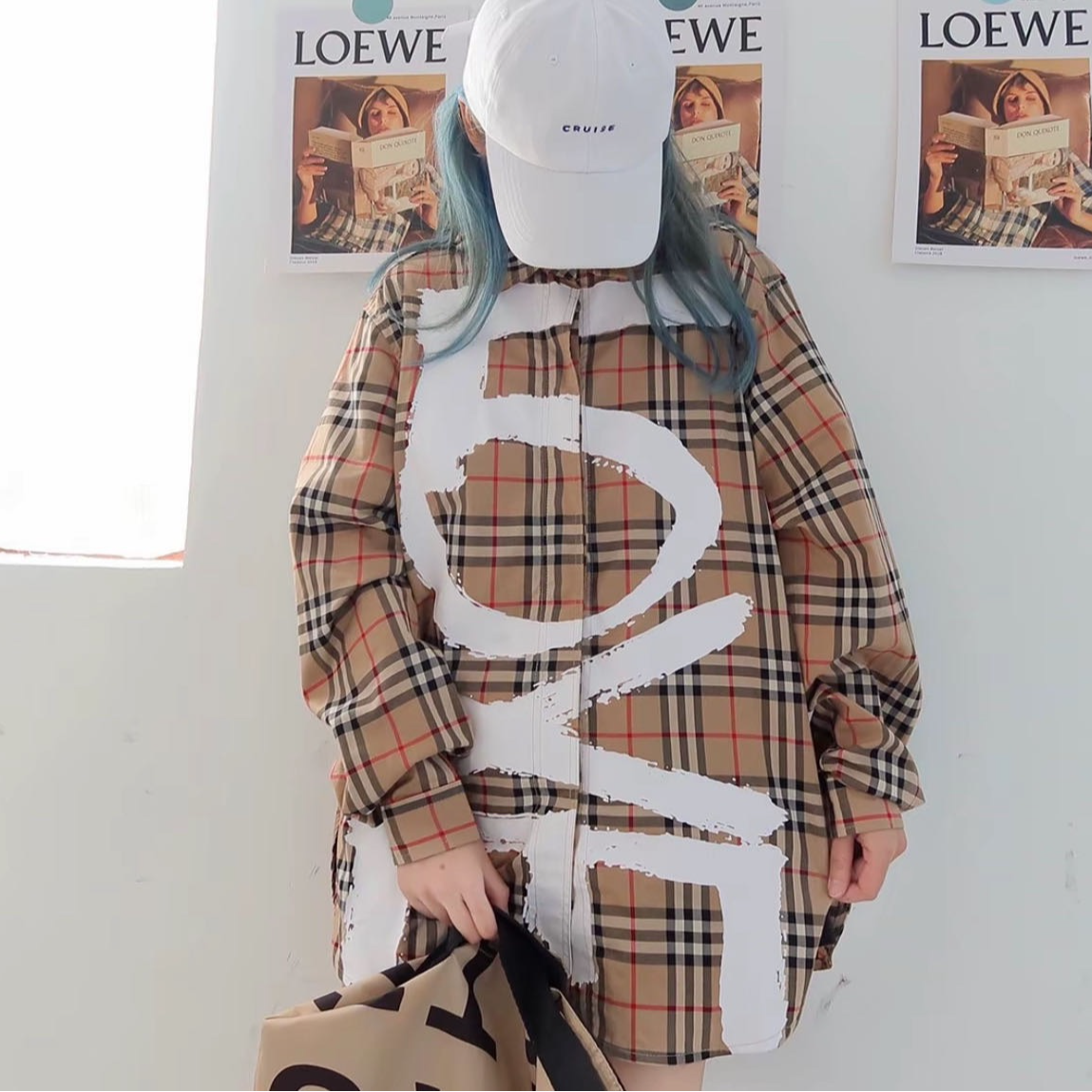 99新 BURBERRY/博柏利 7姐专场/经典格纹涂鸦款长袖T恤