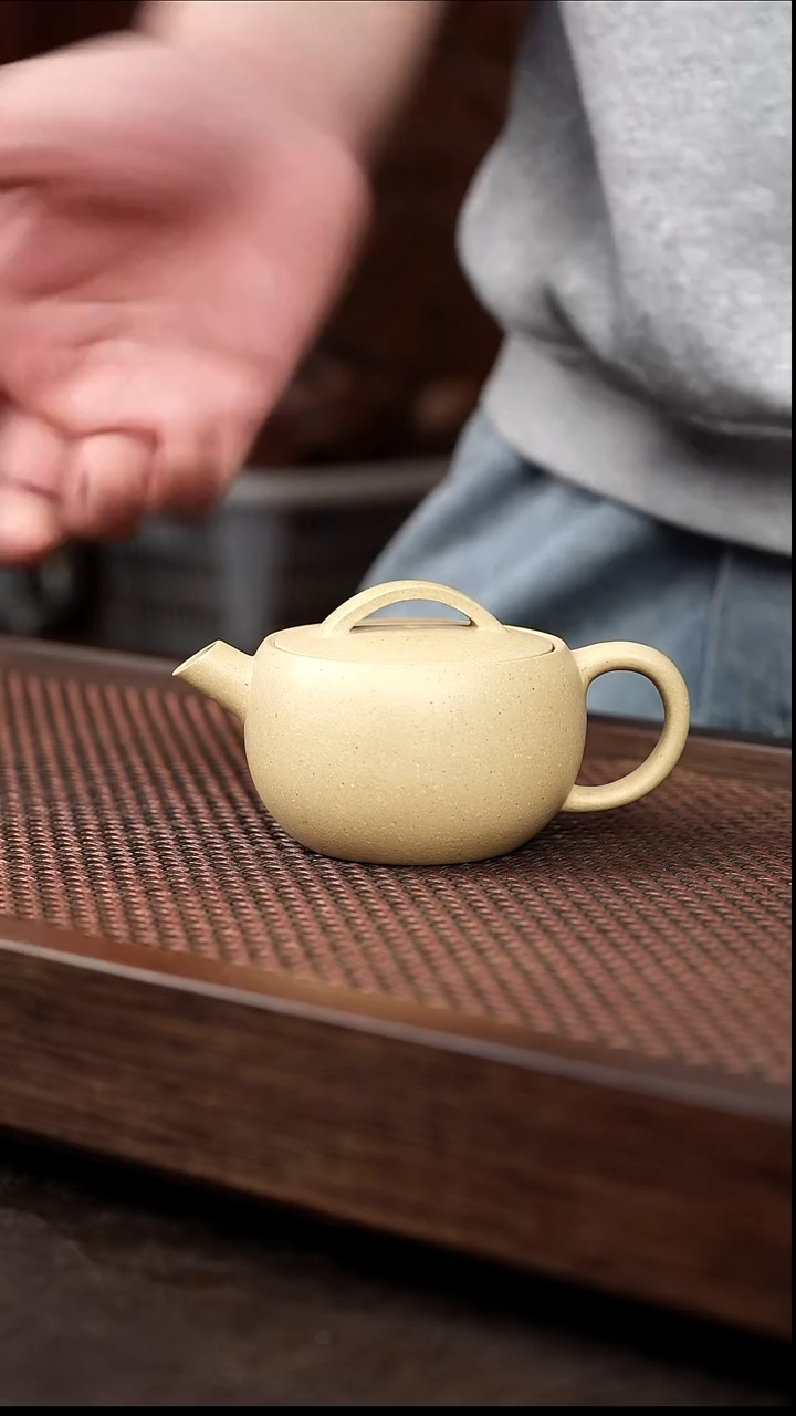 茶壶紫砂本绿一片瓦{微瑕}