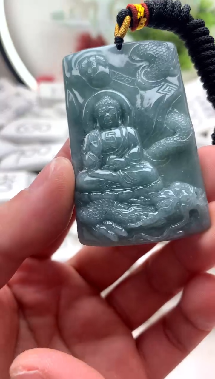 【闪购商品】翡翠颈饰未镶嵌阿弥【品质一般介意慎拍】