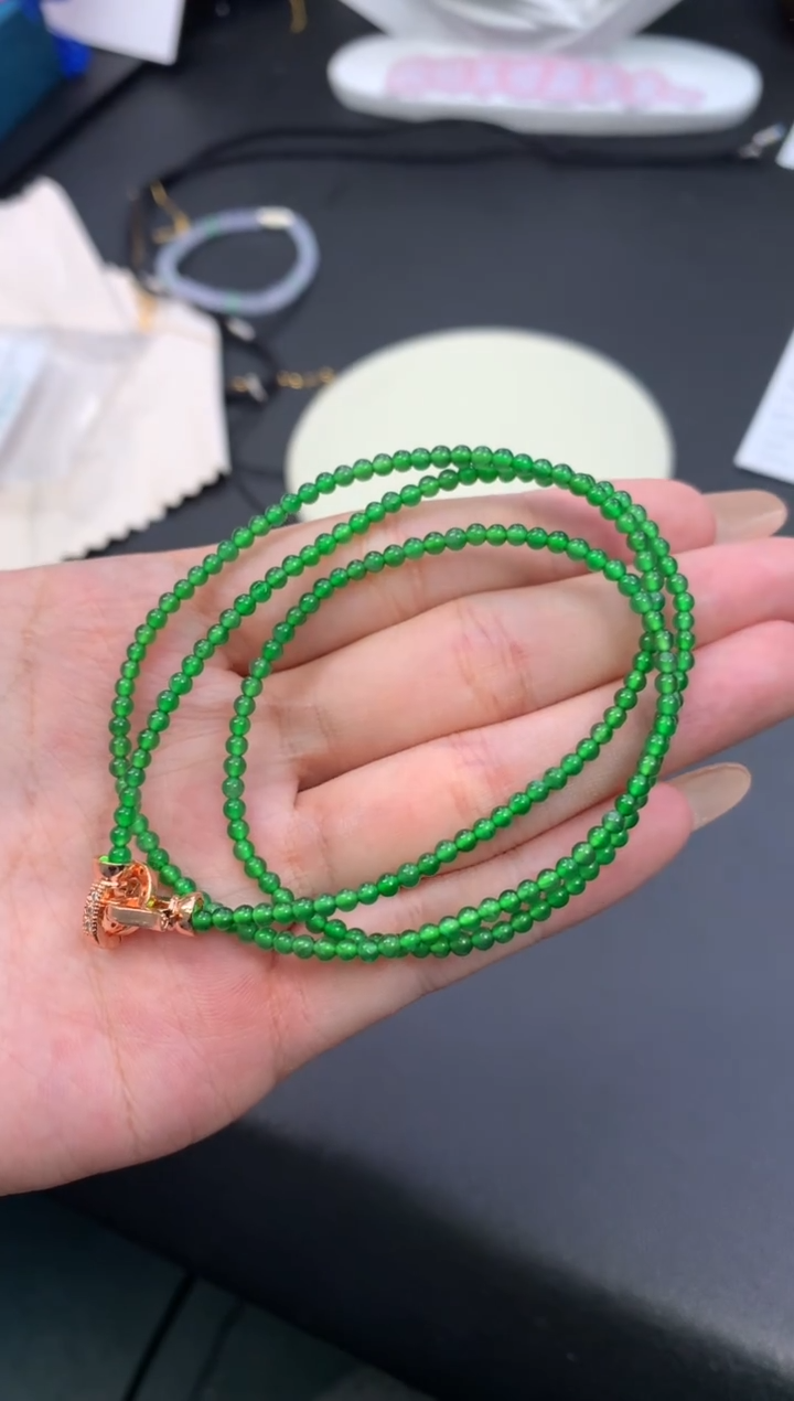 颈饰未镶嵌翡翠?****?48小时鉴赏期 退货不扣服务费