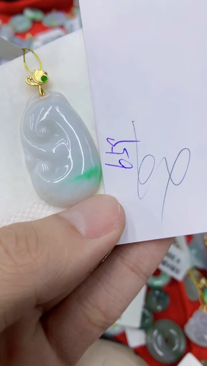 翡翠未镶嵌颈饰111111111111
