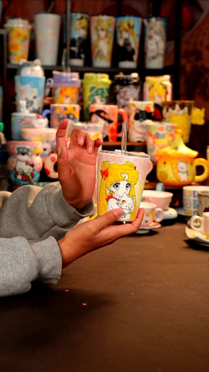 景德镇设计款手工手绘杯杯