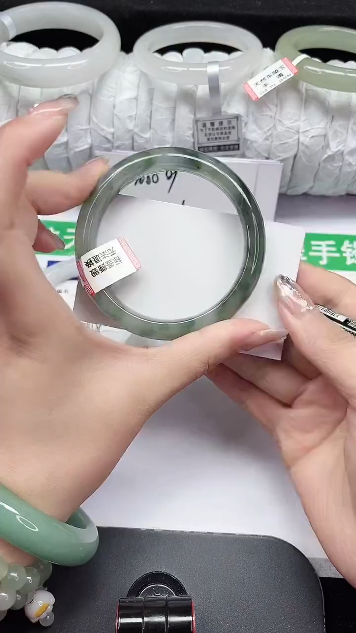 未镶嵌手镯石英质玉375-59/60