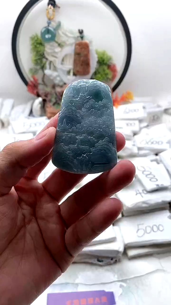 颈饰未镶嵌翡翠山水牌