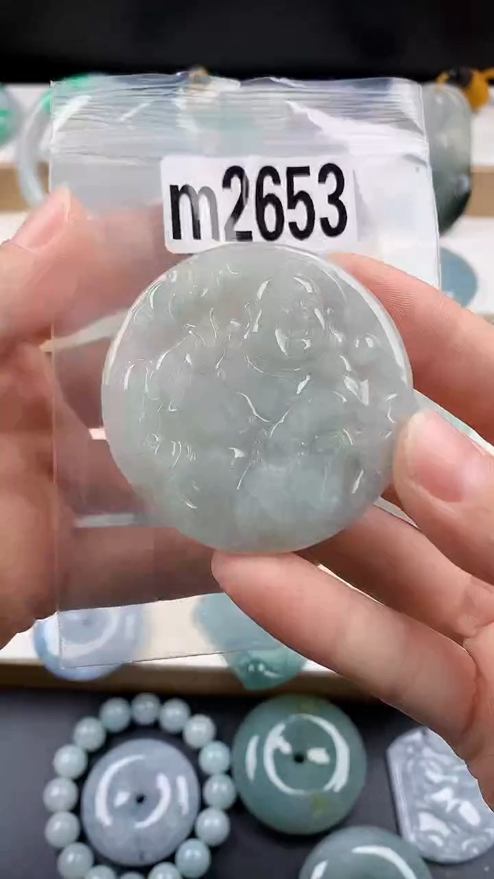 颈饰未镶嵌翡翠天然翡翠吊坠挂件