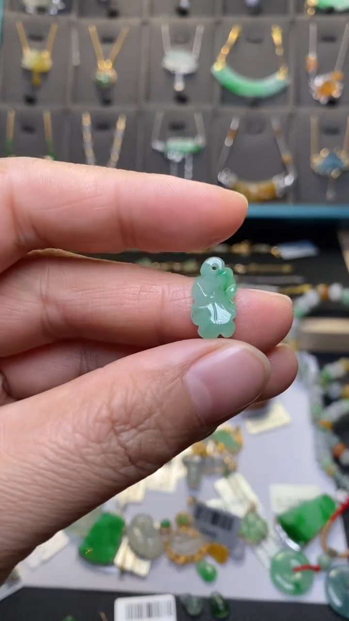 颈饰未镶嵌翡翠39272