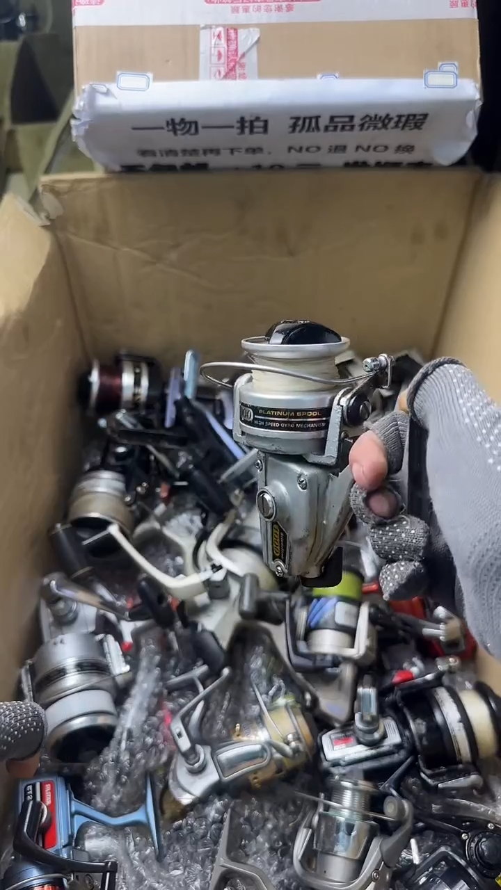 用****3直播间讲解为准，看清楚再下单如有拆卸不退不换！微瑕孤品