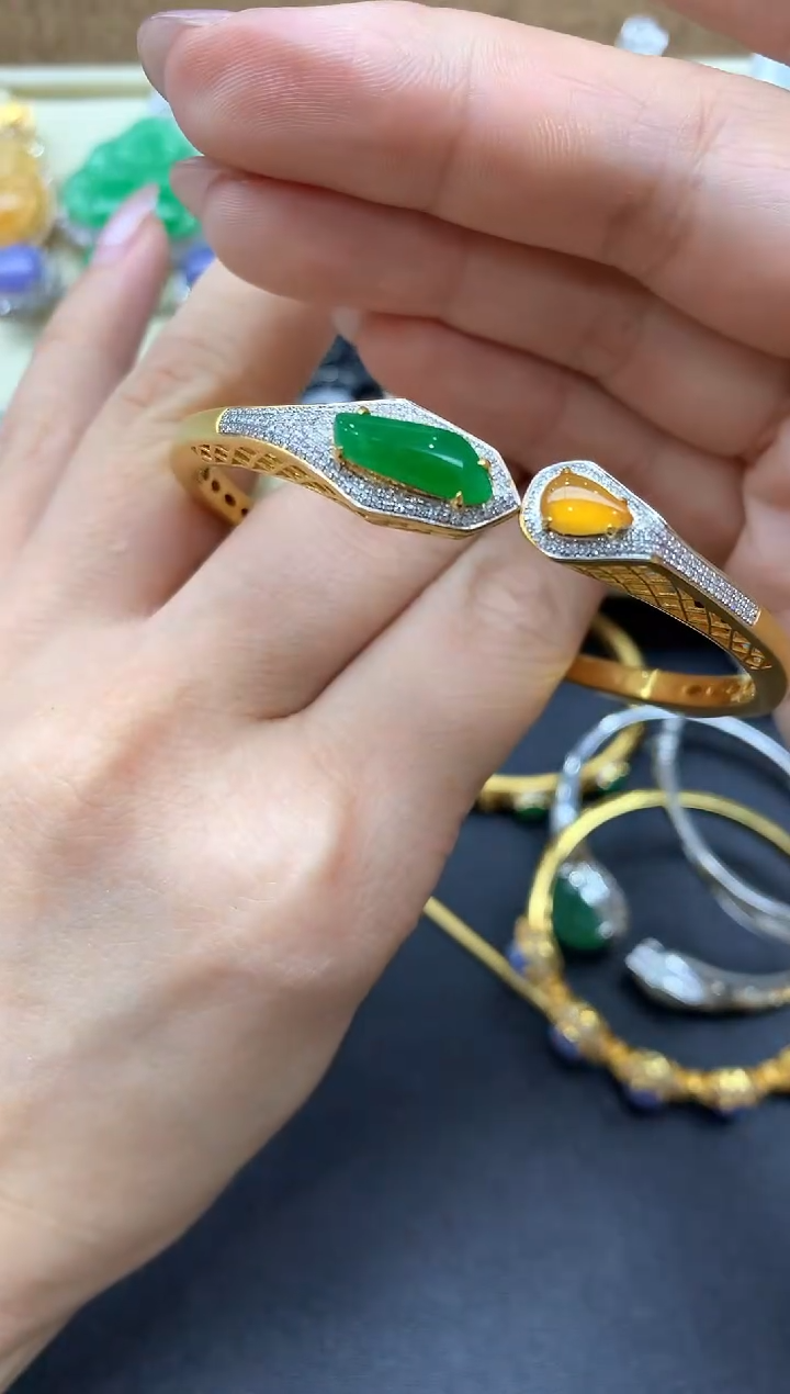 【闪购商品】翡翠手镯18K金镶嵌576-分单-总价19800