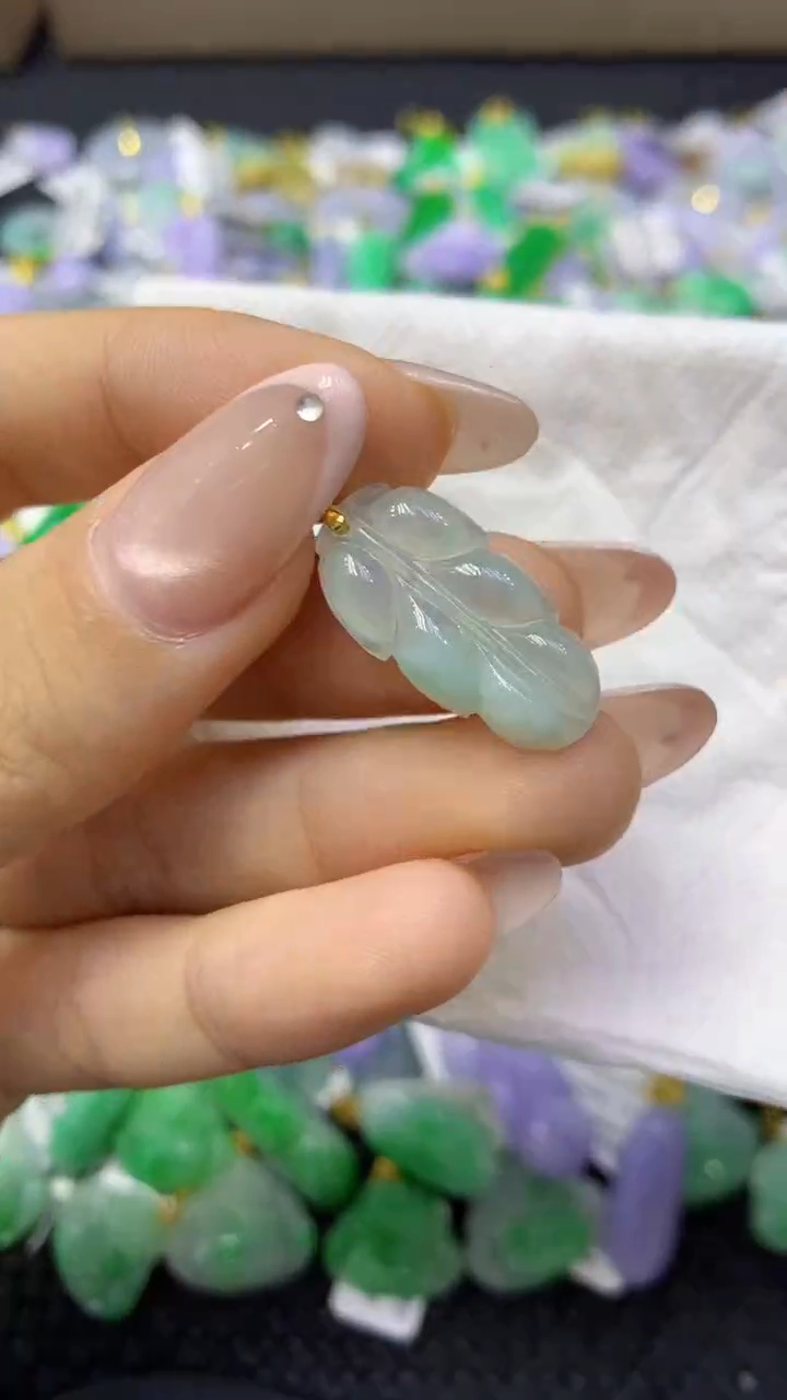 颈饰未镶嵌翡翠天然缅甸翡翠A货