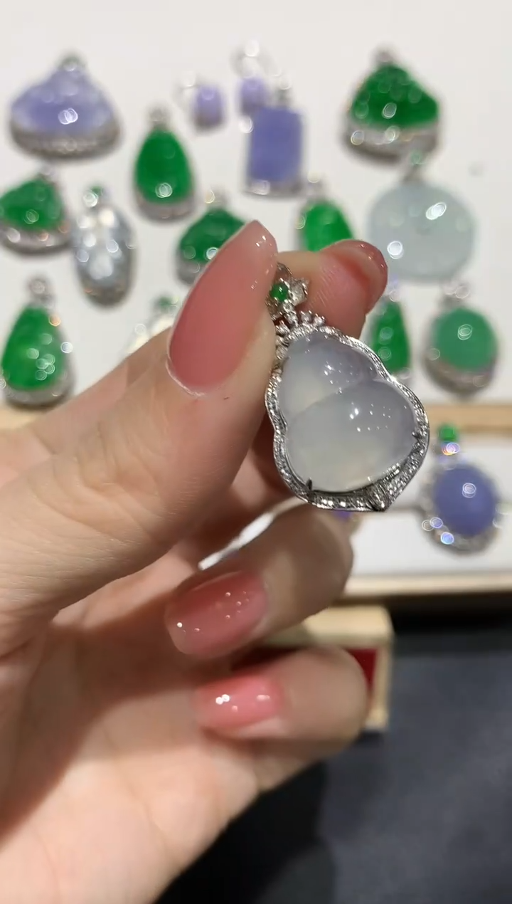 【闪购商品】翡翠吊坠(不含链)18K金镶嵌团购2