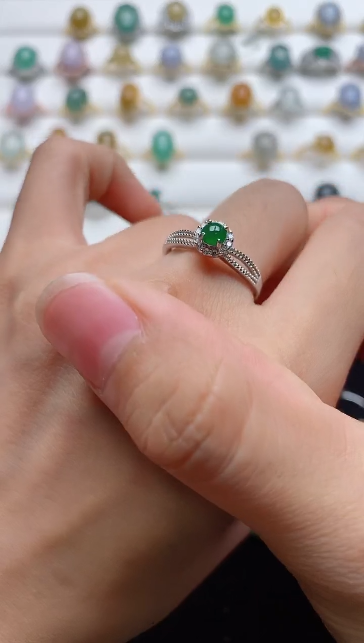 翡翠戒指银S925镶嵌.