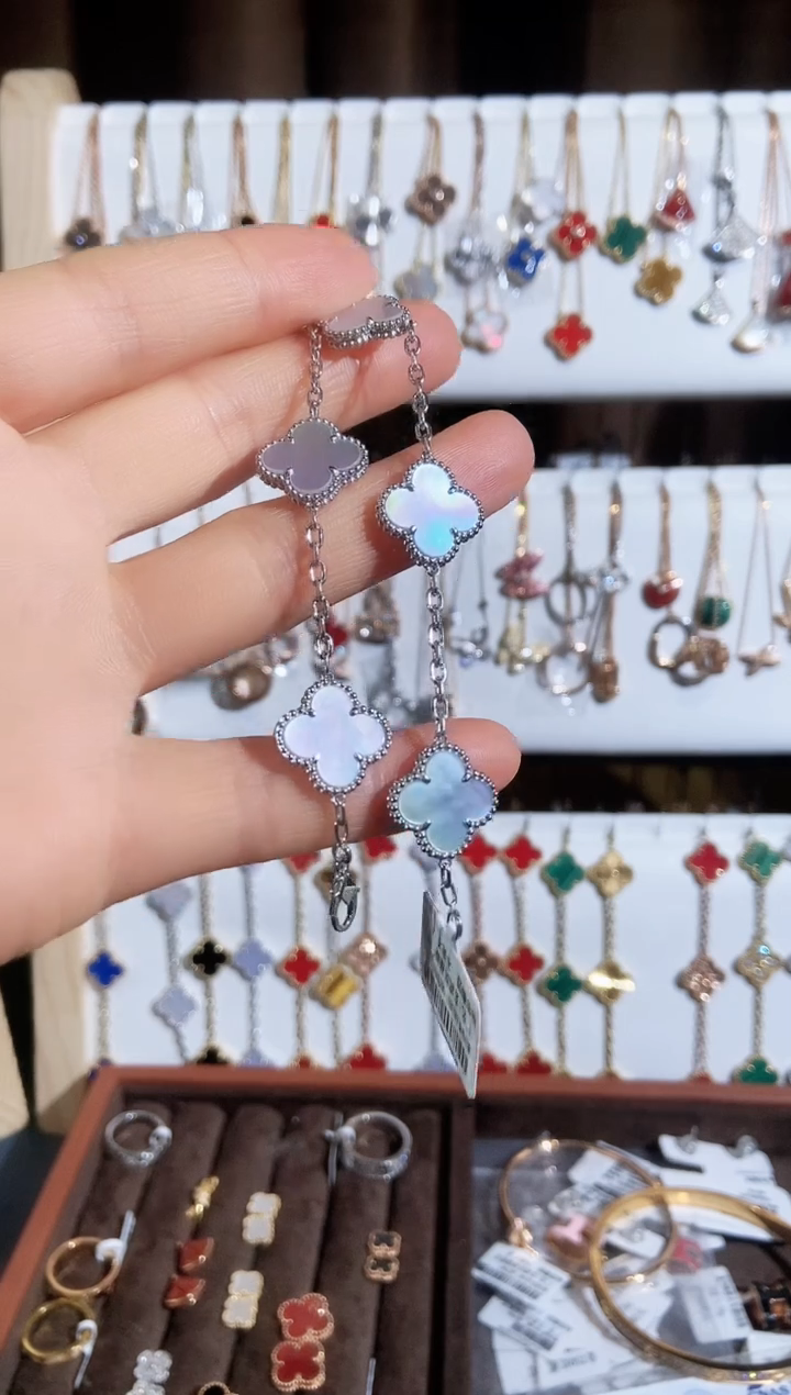 【闪购商品】贝壳（贝母）手链18K金镶嵌贝母K白